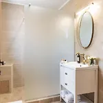Nikolas Haus Premium Historic Center & Free Parking מלון דירות 3*