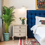 Nikolas Haus Premium Historic Center & Free Parking 3* בראשוב