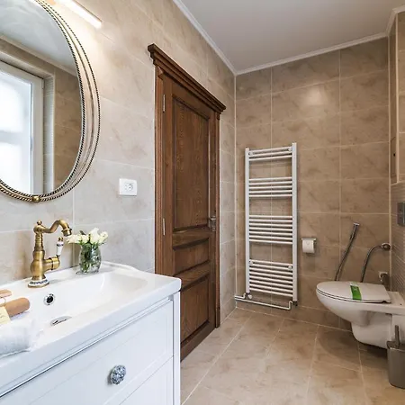 Nikolas Haus Premium Historic Center & Free Parking Appart hôtel 3*