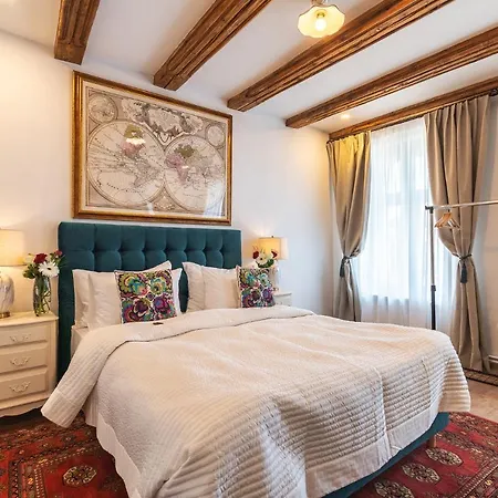 Nikolas Haus Premium Historic Center & Free Parking Appart hôtel