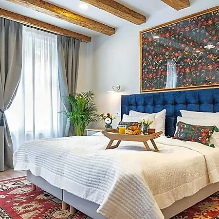 Nikolas Haus Premium Historic Center & Free Parking Appart hôtel Braşov