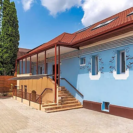 Appart hôtel Nikolas Haus Premium Historic Center & Free Parking 3*