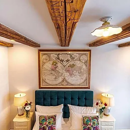 Nikolas Haus Premium Historic Center & Free Parking Braşov