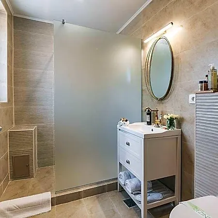 Nikolas Haus Premium Historic Center & Free Parking 3* Braşov
