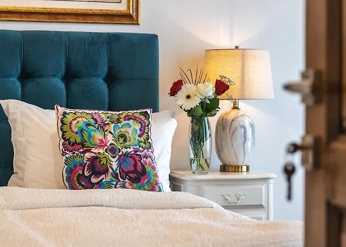 Lejlighedshotel Nikolas Haus Premium Historic Center & Free Parking 3*