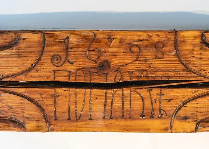 Nikolas Haus Premium Historic Center & Free Parking 3*