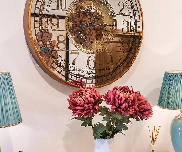 Nikolas Haus Premium Historic Center & Free Parking Lejlighedshotel