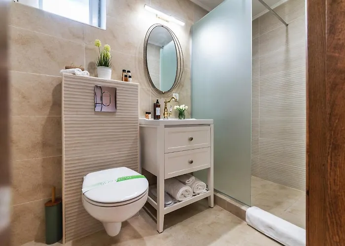 Nikolas Haus Premium Historic Center & Free Parking 3*